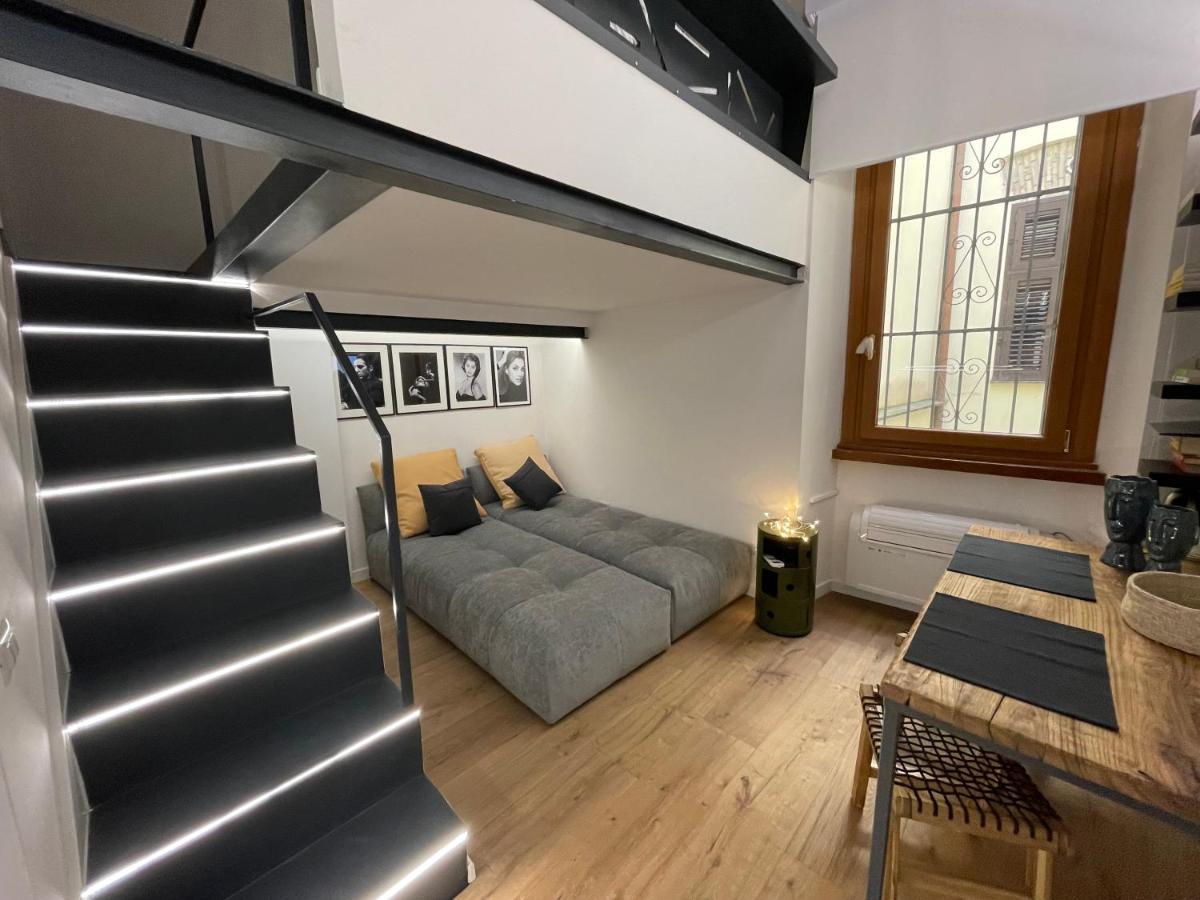 Casa Cappellari Design Studio A Campo De' Fiori Рим Экстерьер фото